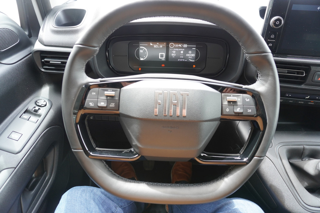 Fiat Doblò BlueHDi 130PK S&S L2 1000kg 3 Zits nr.V059 | Airco | Cruise | Camera | Apple CP+Android auto 14