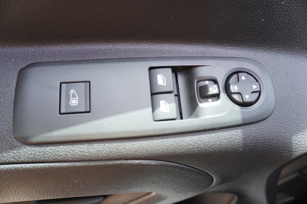 Fiat Doblò BlueHDi 130PK S&S L2 1000kg 3 Zits nr.V059 | Airco | Cruise | Camera | Apple CP+Android auto 20