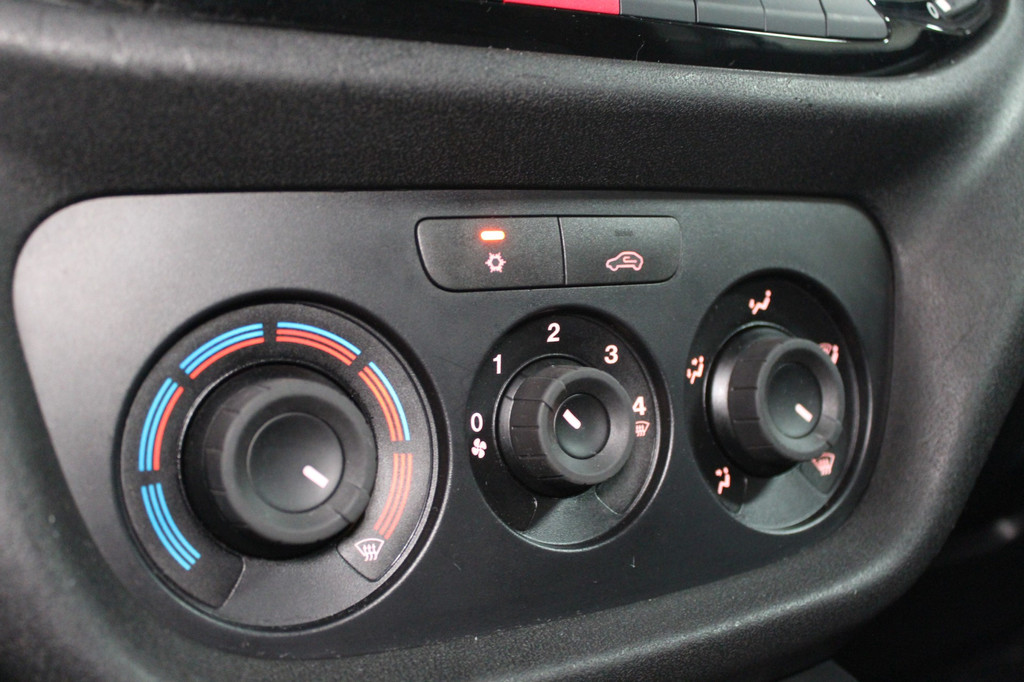 Fiat Doblò Cargo 1.6 MJ 105pk L1H1 Pro Edition | Trekhaak | Navi 18