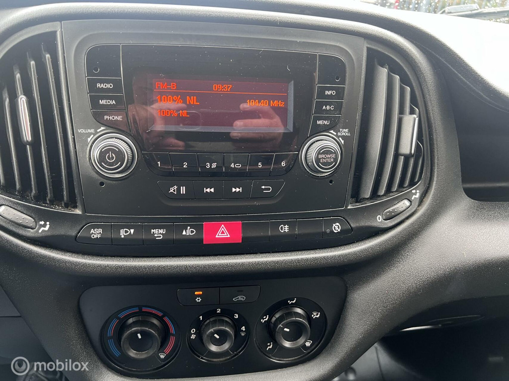 Fiat Doblò Cargo 1.3 MJ L1H1 84000km Trekhaak Airco. 10