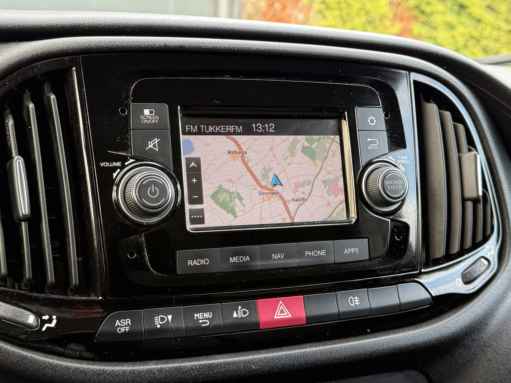 Fiat Doblò Cargo 1.6 MJ 105 PK / L1H1 / 1e EIG. / AIRCO / CRUISE / TREKHAAK / NAVI / 3-ZITS 14