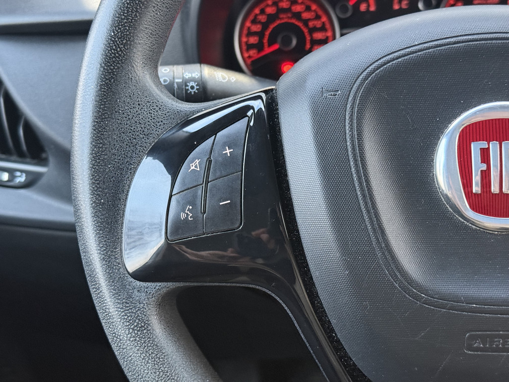 Fiat Doblò Cargo 1.6 MJ L1H1 | NL-auto | Airco | Cruisec. | Navi | PDC | Trekhaak 16