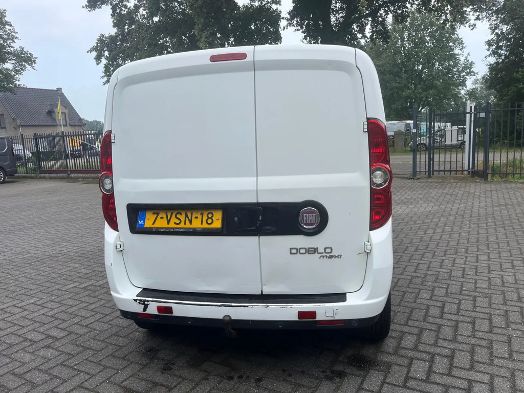 Fiat Dobló Cargo 1.6 MultiJet SX Maxi 19