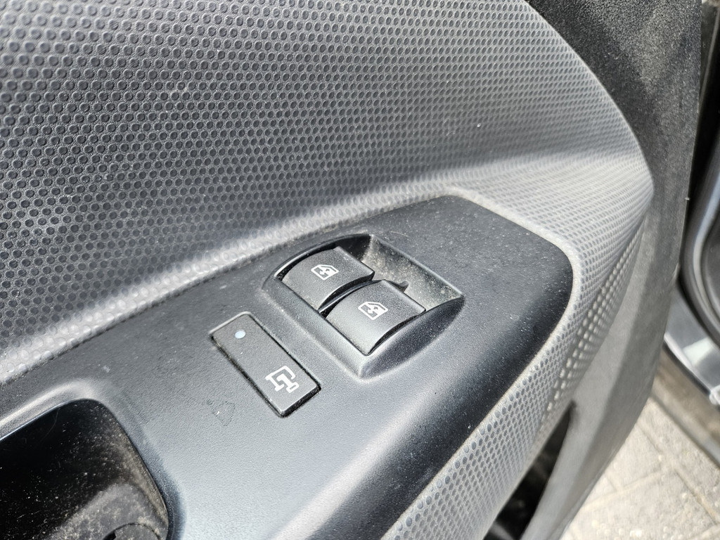 Fiat Doblò Cargo 1.6 MultiJet SX Maxi Marge! Trekhaak! Airco! Imperiaal! NAP! Nieuwe Apk! 8