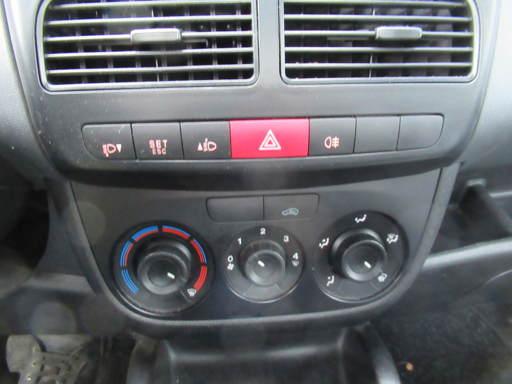 Fiat Doblo 1.4i WORK 70KW Kipper Tipper ( Benzine ) 12