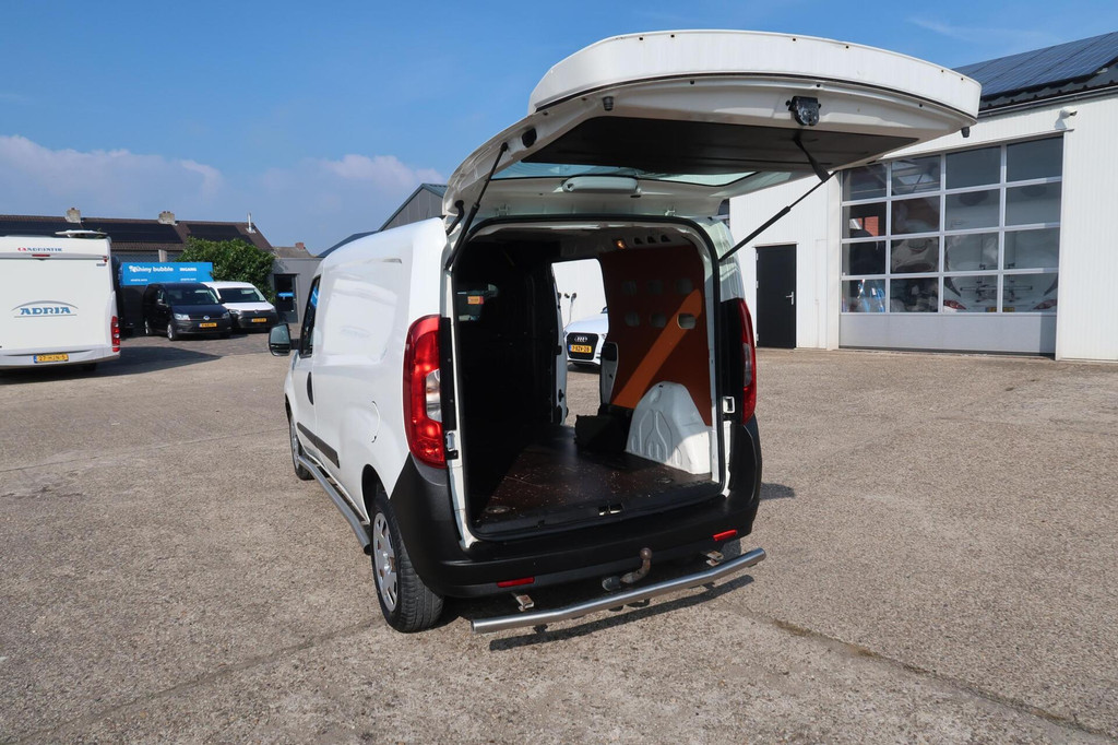 Fiat Doblo Cargo L2H1| Airco| Raam in schuifdeur Fiat Doblo Cargo L2H1 | Airco | Leder | !Nette Staat! 11