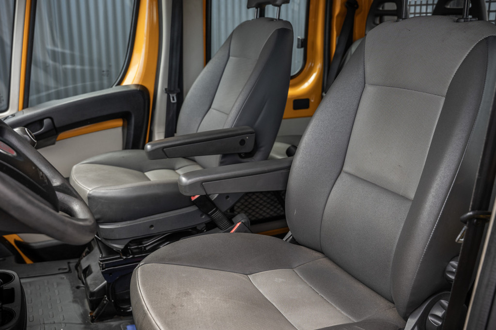 Fiat Ducato 150 Multijet 2.3 L3H1 | 150 PK | 6-Zits | 3-Zijdige kipper | 1e Eigenaar | Airco | Trekhaak 17