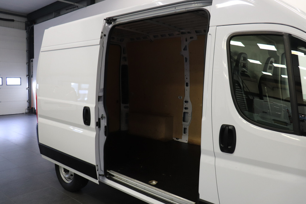 Fiat Ducato 2.3 MJ 140PK L2H2 EURO 6 - Airco - Navi - Cruise - € 17.900,- Excl. 9
