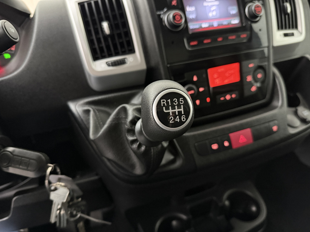 Fiat Ducato 2.3MultiJet 130PK Mobiel Kantoor | Showroom | Navigatie | Camera | Airco | Cruise | 3-Zits 15