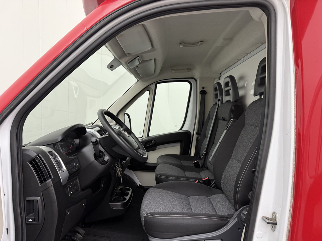 Fiat Ducato 2.3MultiJet 130PK Mobiel Kantoor | Showroom | Navigatie | Camera | Airco | Cruise | 3-Zits 17