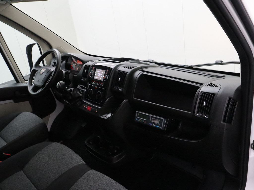 Fiat Ducato 2.3 MultiJet 150PK L3H2 Koelauto | Laadklep | Navigatie | Camera | 3-Persoons | Airco | Cruise 21