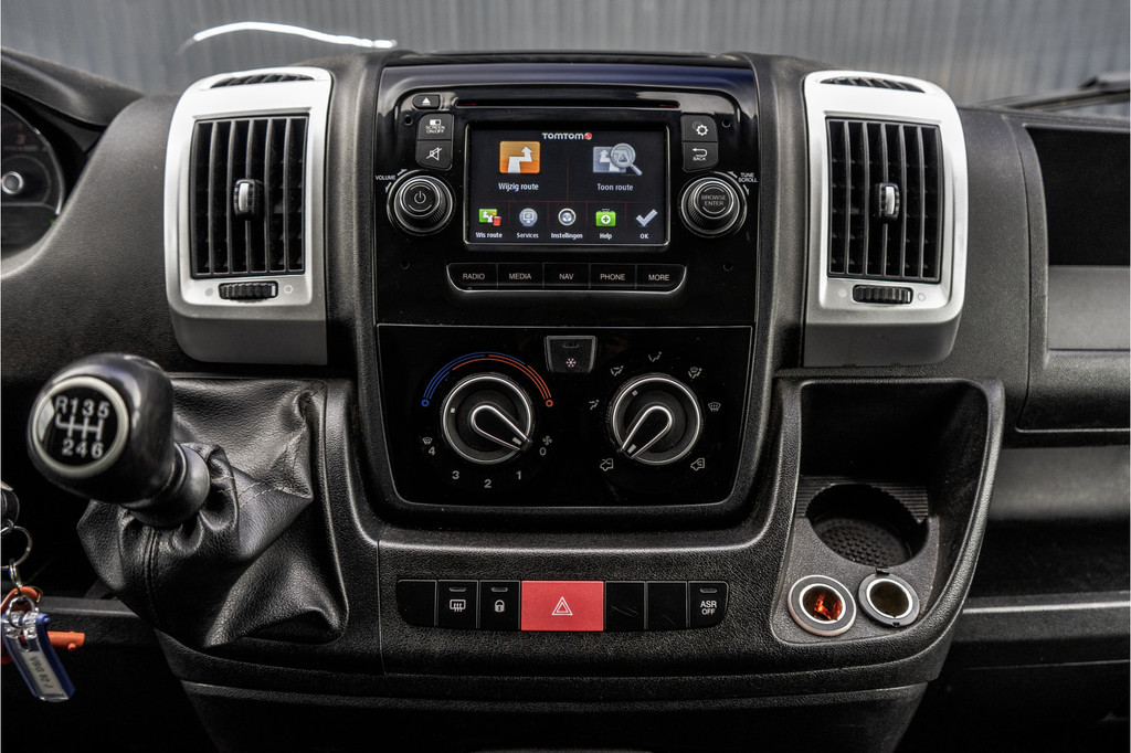 Fiat Ducato **2.3 MultiJet | Bakwagen met Laadklep | 131 PK | Cruise | Airco** 14