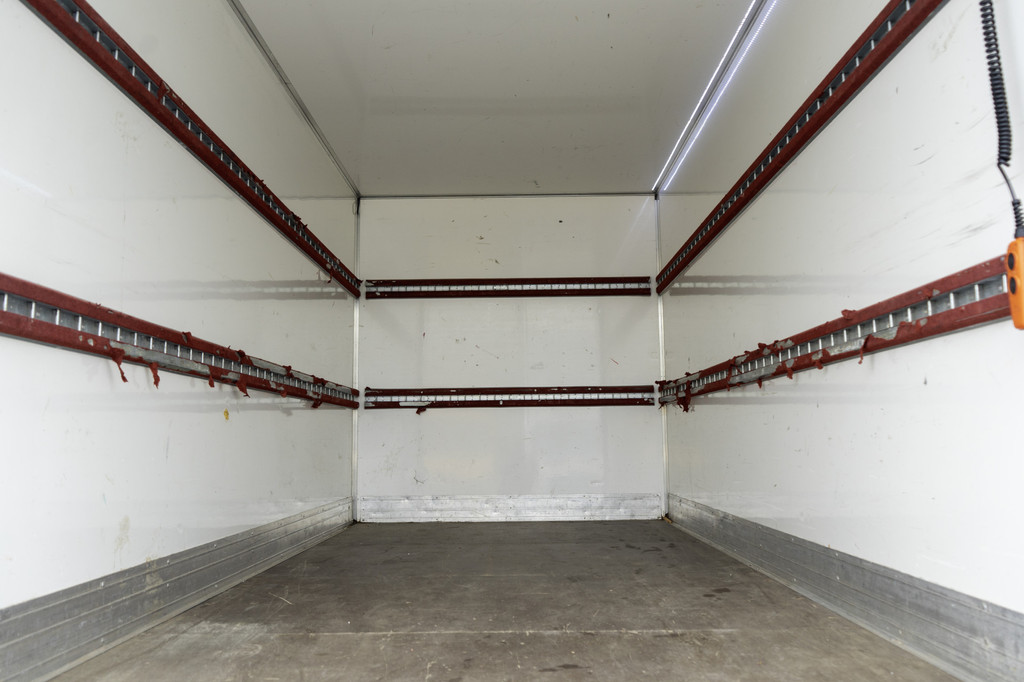 Fiat Ducato **2.3 MultiJet | Bakwagen met Laadklep | 131 PK | Cruise | Airco** 9