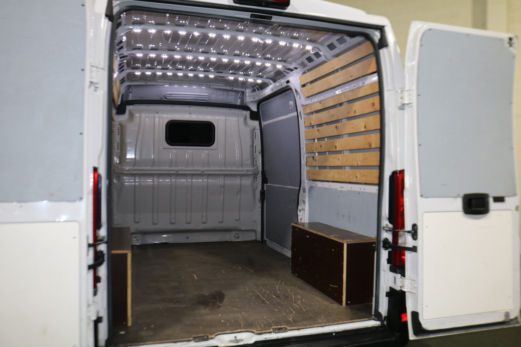 Fiat Ducato 2.3 MultiJet L2 H2 Airco Navigatie Camera 12