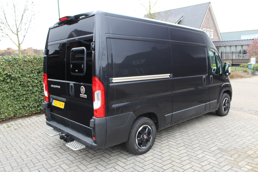 Fiat Ducato 30 2.3 MultiJet 120PK Euro6 L2H2 Buscamper - VanCubic Premium - Nieuwe camper inrichting! 7