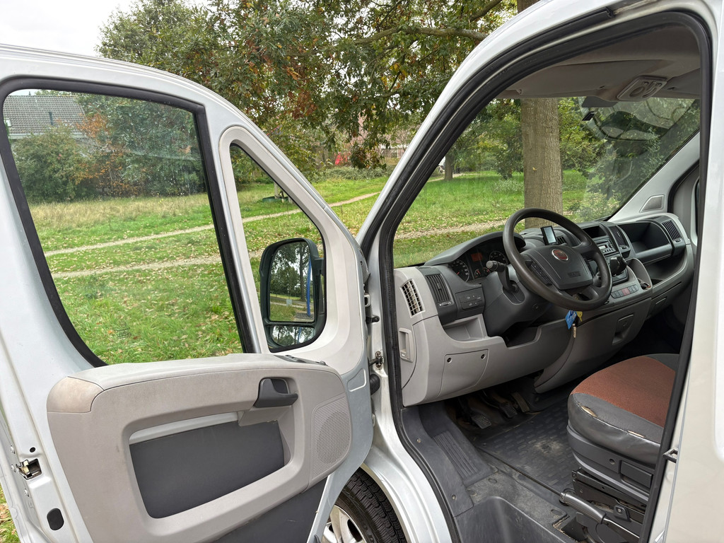 Fiat Ducato 30 2.3 MultiJet|120PK|NAP|airconditioning|trekhaak met 2500KG trekgewicht|3 zitplaatsen|bluetooth|radio 13