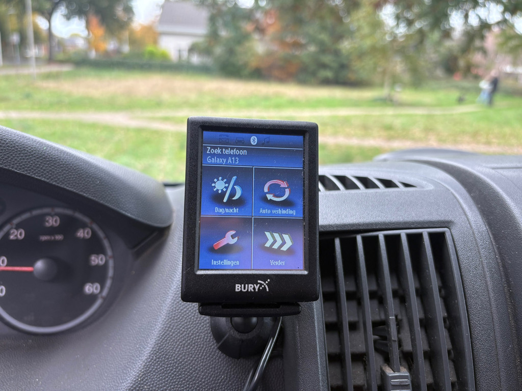 Fiat Ducato 30 2.3 MultiJet|120PK|NAP|airconditioning|trekhaak met 2500KG trekgewicht|3 zitplaatsen|bluetooth|radio 20