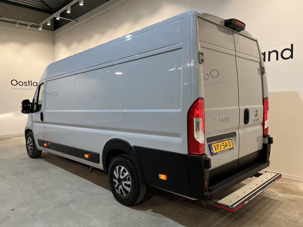 Fiat Ducato 35 2.2 MultiJet L4H2 Maxi 140 PK Automaat / Euro 6 / Airco / CarPlay / Camera / Cruise Control / 3.000 KG Trekgewicht / 3-Zits / 51.300 KM !! 15