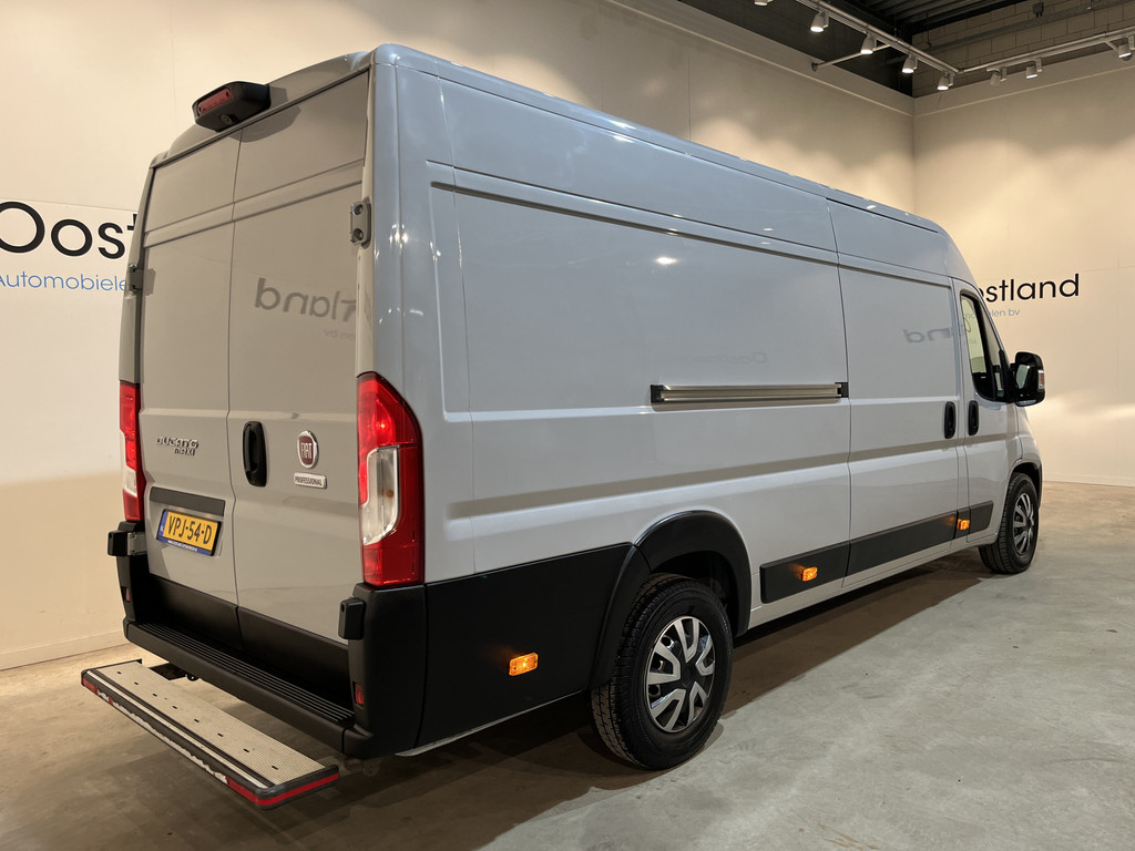 Fiat Ducato 35 2.2 MultiJet L4H2 Maxi 140 PK Automaat / Euro 6 / Airco / CarPlay / Camera / Cruise Control / 3.000 KG Trekgewicht / 3-Zits / 51.300 KM !! 17