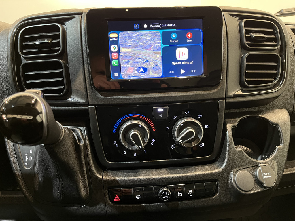 Fiat Ducato 35 2.2 MultiJet L4H2 Maxi 140 PK Automaat / Euro 6 / Airco / CarPlay / Camera / Cruise Control / 3.000 KG Trekgewicht / 3-Zits / 51.300 KM !! 9