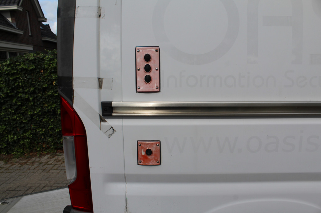 Fiat Ducato 35 2.3 MultiJet 150PK Euro6 L2H2 âDhollandia Laadklep 500KG â airco â cruise control ânavigatie 17