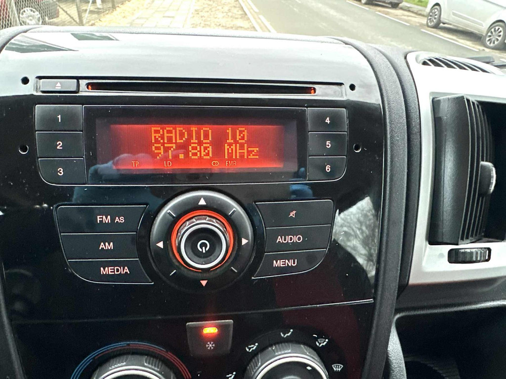 Fiat Ducato 35H 2.3 MultiJet MH2 Gran Volume 6 PERSOONS 19