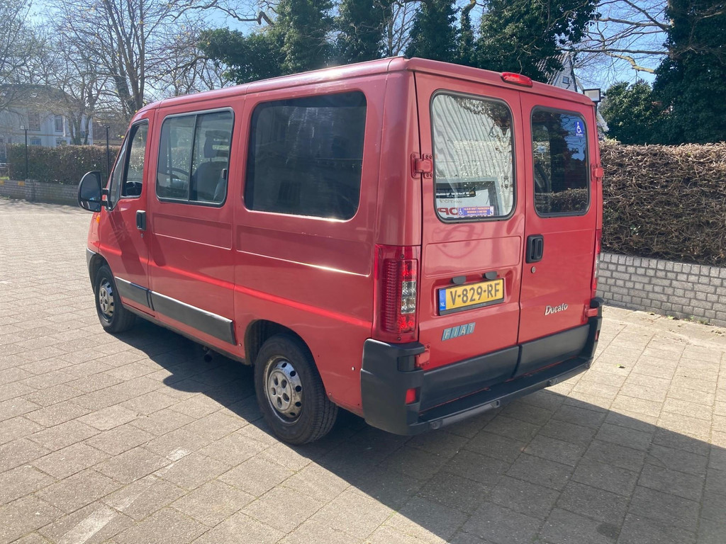 Fiat Ducato Rolstoelbus rolstoel voorin side by side rolstoelauto 11