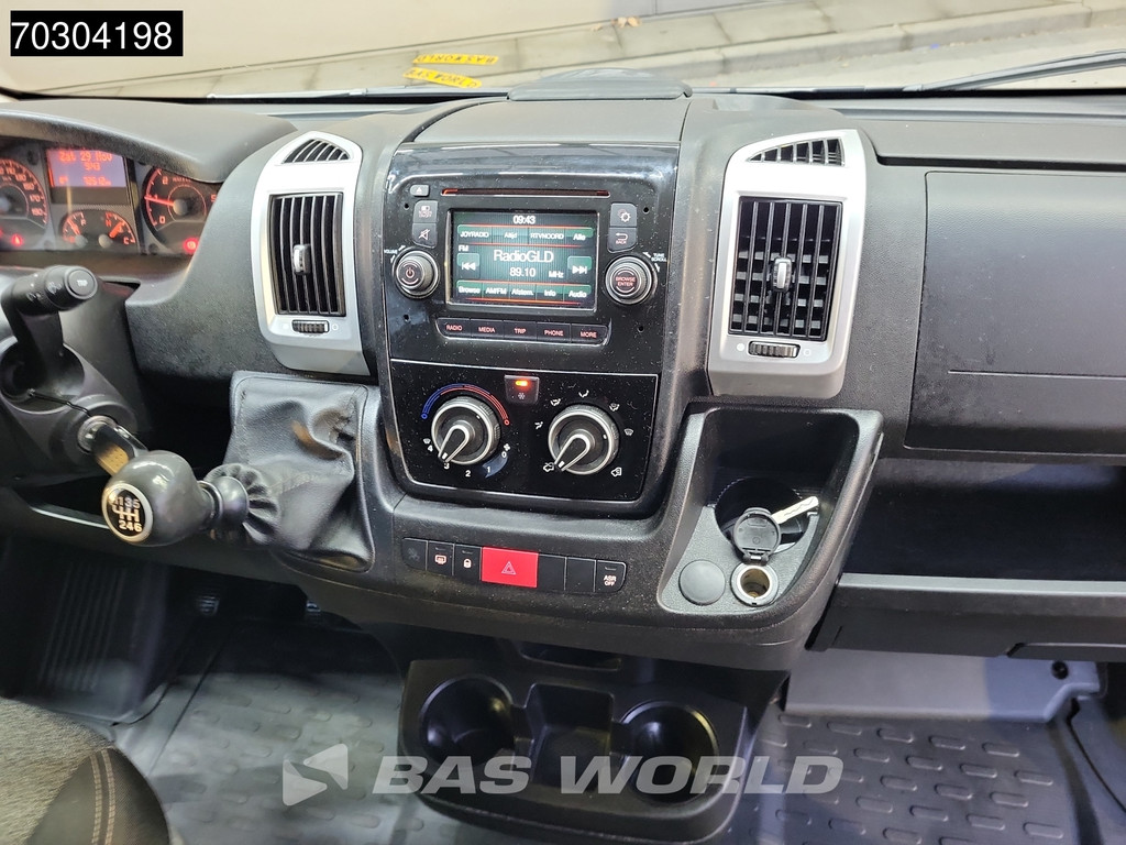 Fiat Ducato 130pk Dubbel Cabine L2H1 Trekhaak Airco Camera Werkplaatsinrichting APK 09-2026 Euro6 DC Doka Mixto L2 Airco Trekhaak Cruise control 16