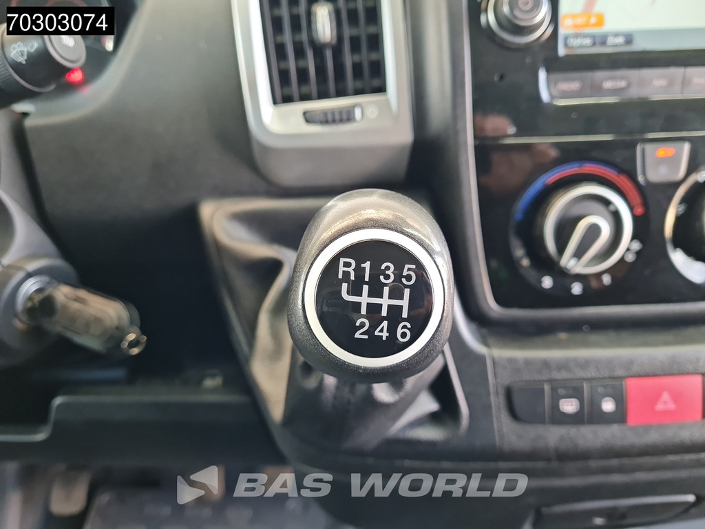 Fiat Ducato 130pk Laadklep Bakwagen LED Airco Cruise Camera Euro6 Meubelbak Koffer Airco Cruise control 17