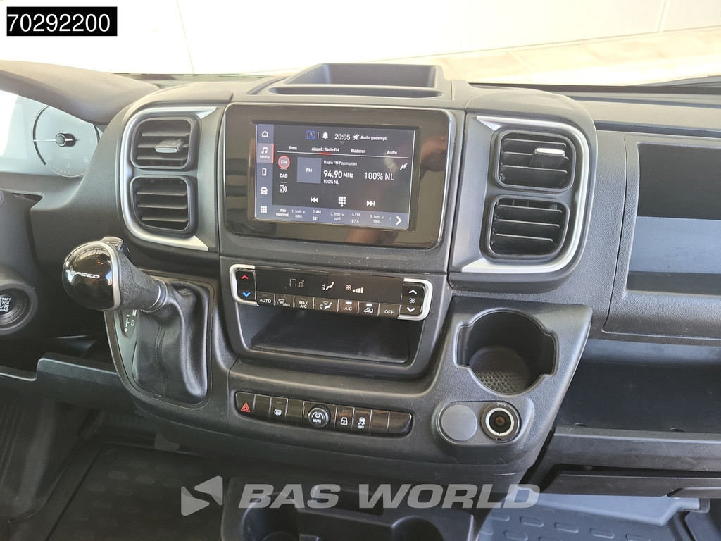 Fiat Ducato 140pk Automaat L2H2 Airco Camera Parkeersensoren Uconnect-display APK 04-2026 Euro6 L2 11m3 Airco 13