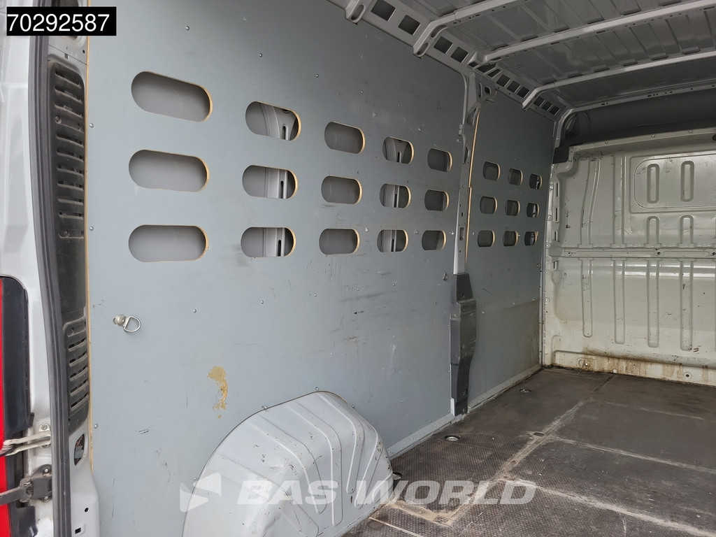 Fiat Ducato 140pk L3H2 Trekhaak Navi Airco Cruise Camera Parkeersensoren Euro6 L3 13m3 Airco Trekhaak Cruise control 8