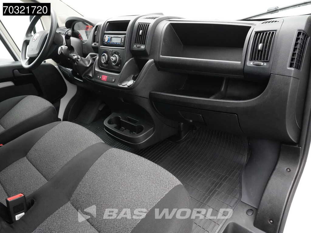 Fiat Ducato 140pk Zijdeur Achterdeuren Bakwagen Airco Cruise Euro6 Meubelbak Koffer Airco Cruise control 12
