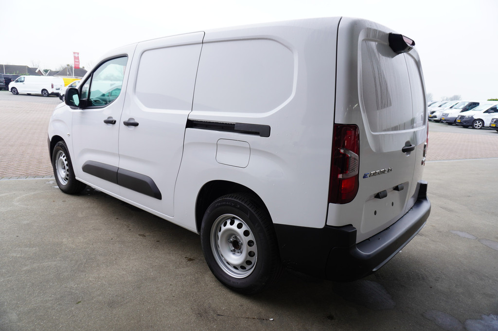 Fiat E-Doblò 136 L2 50 kWh Schuifdeur links en rechts Automaat nr.V157 | Climate | Navi | Camera | Cruise 7