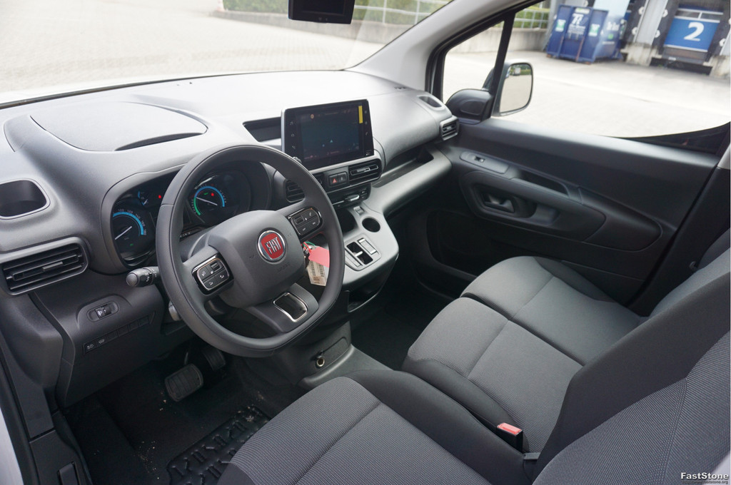 Fiat E-Doblò L1 50 kWh Plus BPM VRIJ Climate, Navi, Camera, Betimmering, 2x Schuifdeur!! NR. J291* 9