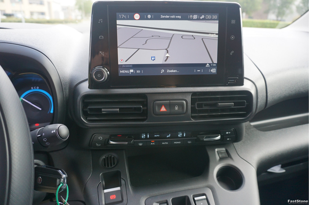 Fiat E-Doblò L2 50 kWh Plus BPM VRIJ Climate, Navi, Camera, Betimmering, 2x Schuifdeur!! NR. J572* 11