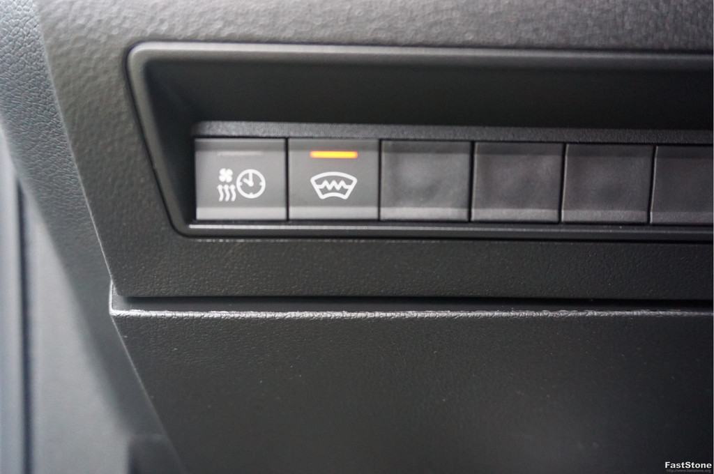 Fiat E-Doblò L2 50 kWh Plus BPM VRIJ Climate, Navi, Camera, Betimmering, 2x Schuifdeur!! NR. J572* 17