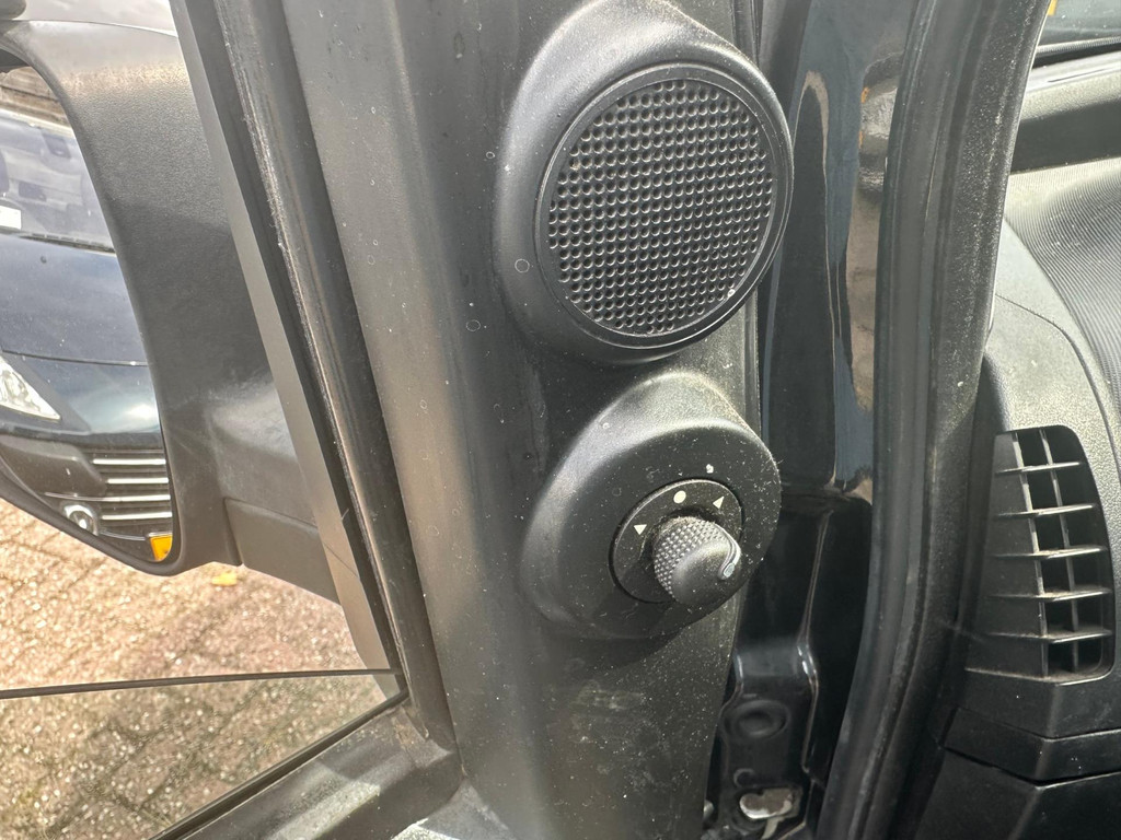 Fiat Fiorino 1.3,ADV.70kw/95pk,E5,AIRCO,SCH.DEUR 9