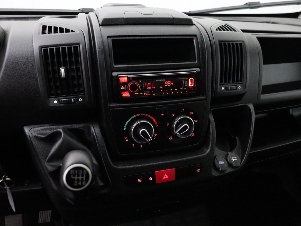 Fiat Movano 2.3CDTi 140PK Bakwagen+Laadlift | Airco | Camera | 3-Persoons | Dakspoiler 18