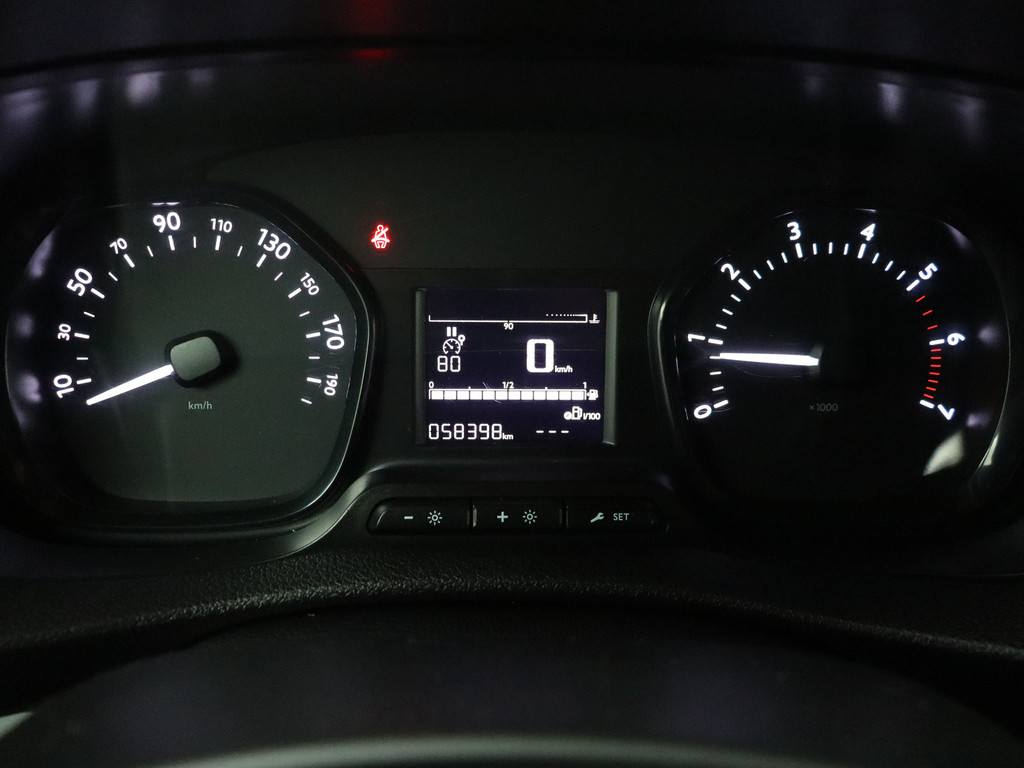 Fiat Scudo 1.5 MultiJet XXL | Airco | Cruise | 3-Persoons | Betimmering 9