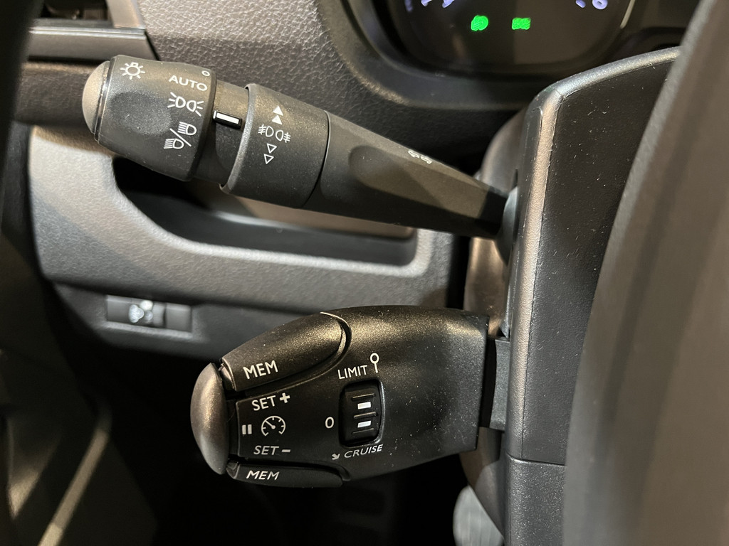 Fiat Scudo L3H1 / Euro 6 / Airco / CarPlay / Camera / Cruise Control / Trekhaak / Navigatie / 3-ZIts / 88.000 KM !! 12