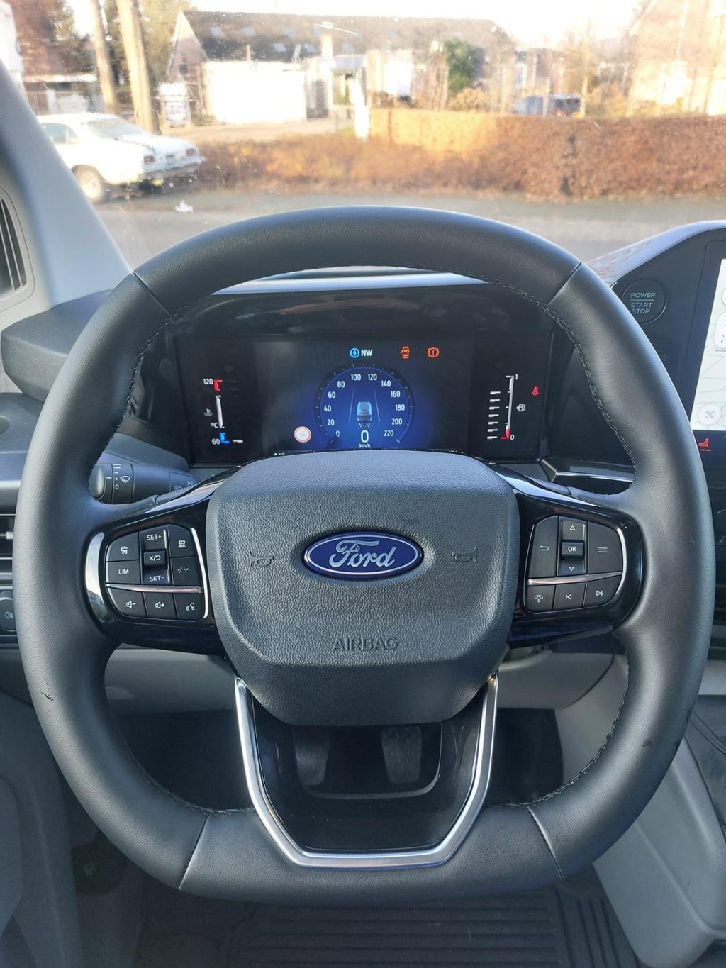 Ford CUSTOM 300 150 PK SPORT L2H1 ALLE OPTIES 8