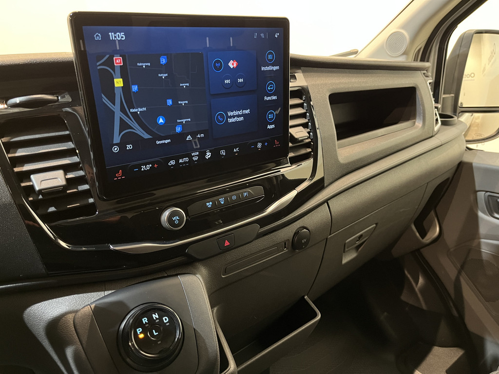 Ford E-Transit 350 L2H2 Trend 68 kWh / 100% Elektrisch !! / Airco / Cruise Control / CarPlay / Camera / Navigatie / 3-Zits / 10.000 KM !! 7
