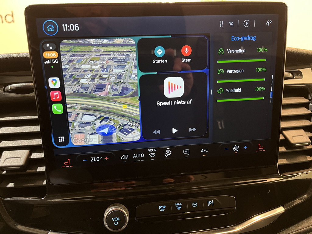 Ford E-Transit 350 L2H2 Trend 68 kWh / 100% Elektrisch !! / Airco / Cruise Control / CarPlay / Camera / Navigatie / 3-Zits / 10.000 KM !! 9