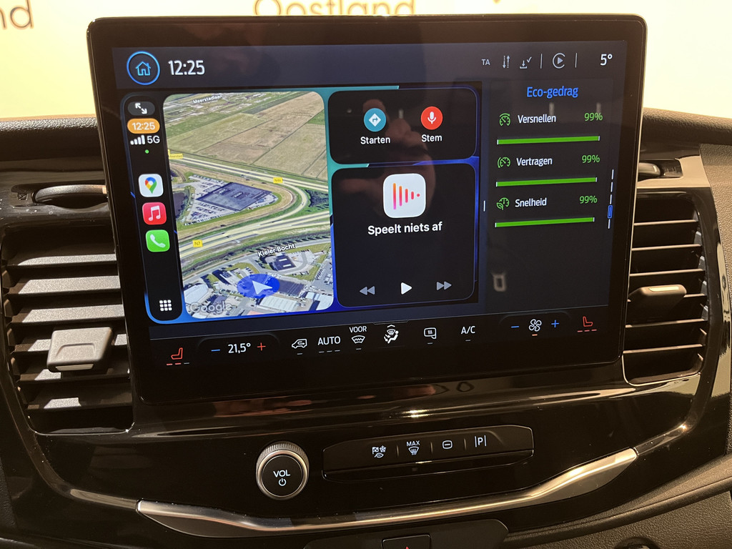 Ford E-Transit 350 L2H2 Trend 68 kWh / 100% Elektrisch !! / Airco / Cruise Control / CarPlay / Camera / Navigatie / 3-Zits / 12.200 KM !! 7
