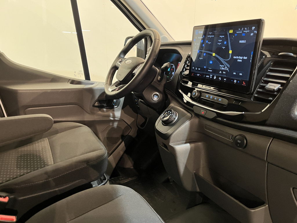 Ford E-Transit 350 L2H2 Trend 68 kWh / 100% Elektrisch !! / Airco / Cruise Control / CarPlay / Camera / Navigatie / 3-Zits / 5.300 KM !! 3