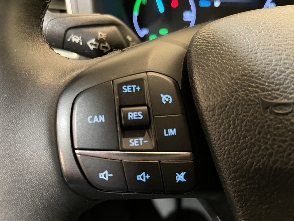 Ford E-Transit 350 L2H2 Trend 68 kWh / 100% Elektrisch !! / Airco / Cruise Control / CarPlay / Camera / Navigatie / 3-Zits / 6.600 KM !! 16