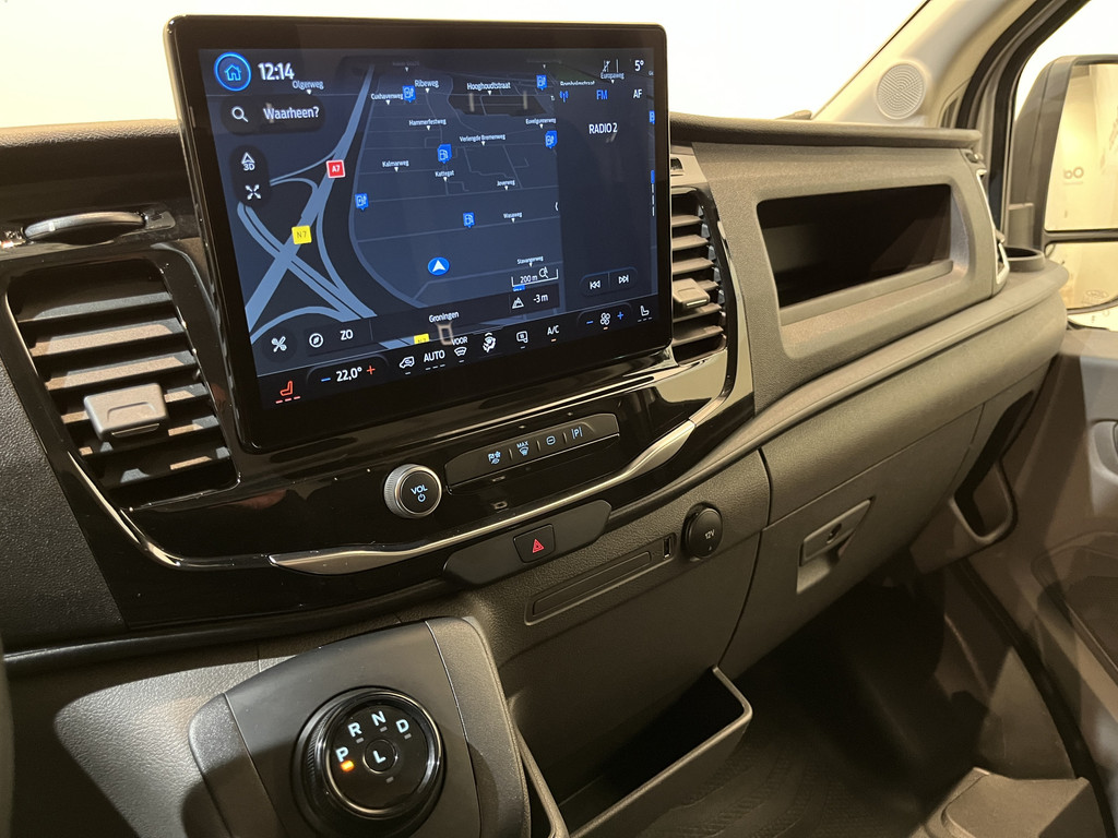 Ford E-Transit 350 L2H2 Trend 68 kWh / 100% Elektrisch !! / Airco / Cruise Control / CarPlay / Camera / Navigatie / 3-Zits / 6.600 KM !! 7