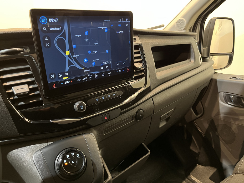 Ford E-Transit 350 L2H2 Trend 89 kWh / 100% Elektrisch !! / Airco / Cruise Control / CarPlay / Camera / Navigatie / 3-Zits / 11.000 KM !! 7