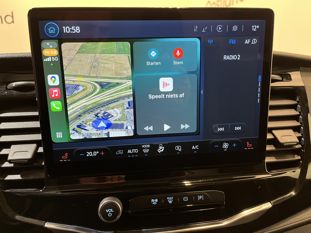 Ford E-Transit L2H2 Trend 68 kWh 184 PK / 100% Elektrisch !! / Airco / Cruise Control / CarPlay / Camera / Navigatie / 3-Zits / 11.750 KM !! 7