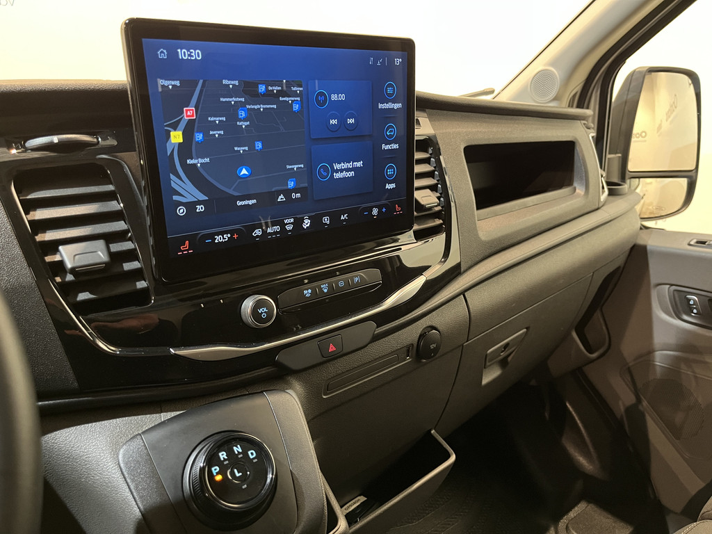 Ford E-Transit L2H2 Trend 68 kWh 184 PK / 100% Elektrisch !! / Airco / Cruise Control / CarPlay / Camera / Navigatie / 3-Zits / 17.000 KM !! 7